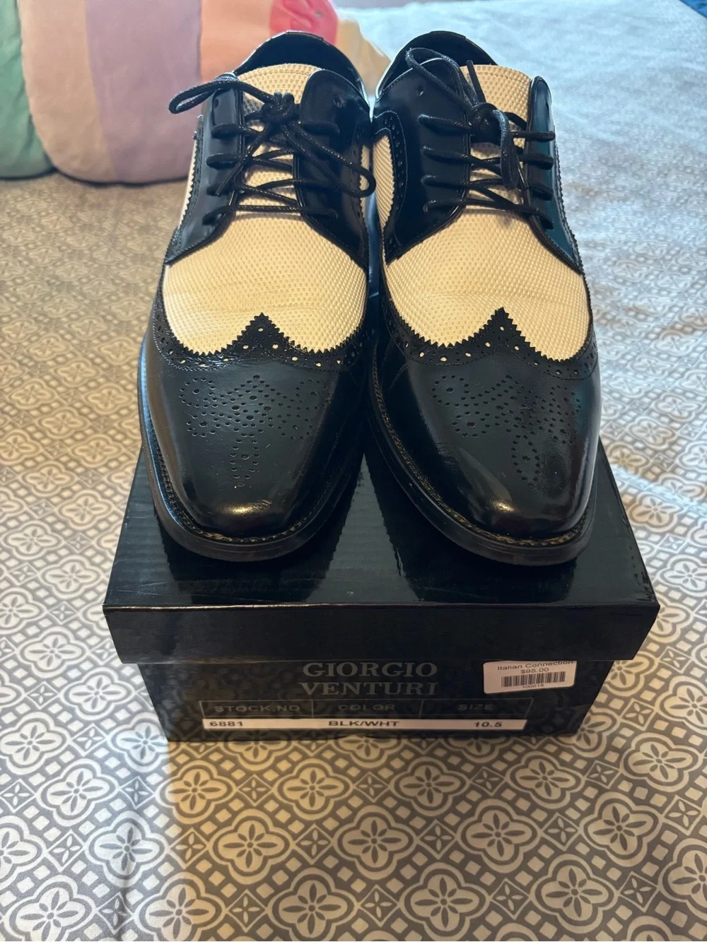 Giorgio Venturi Black Shoe Box and shoes